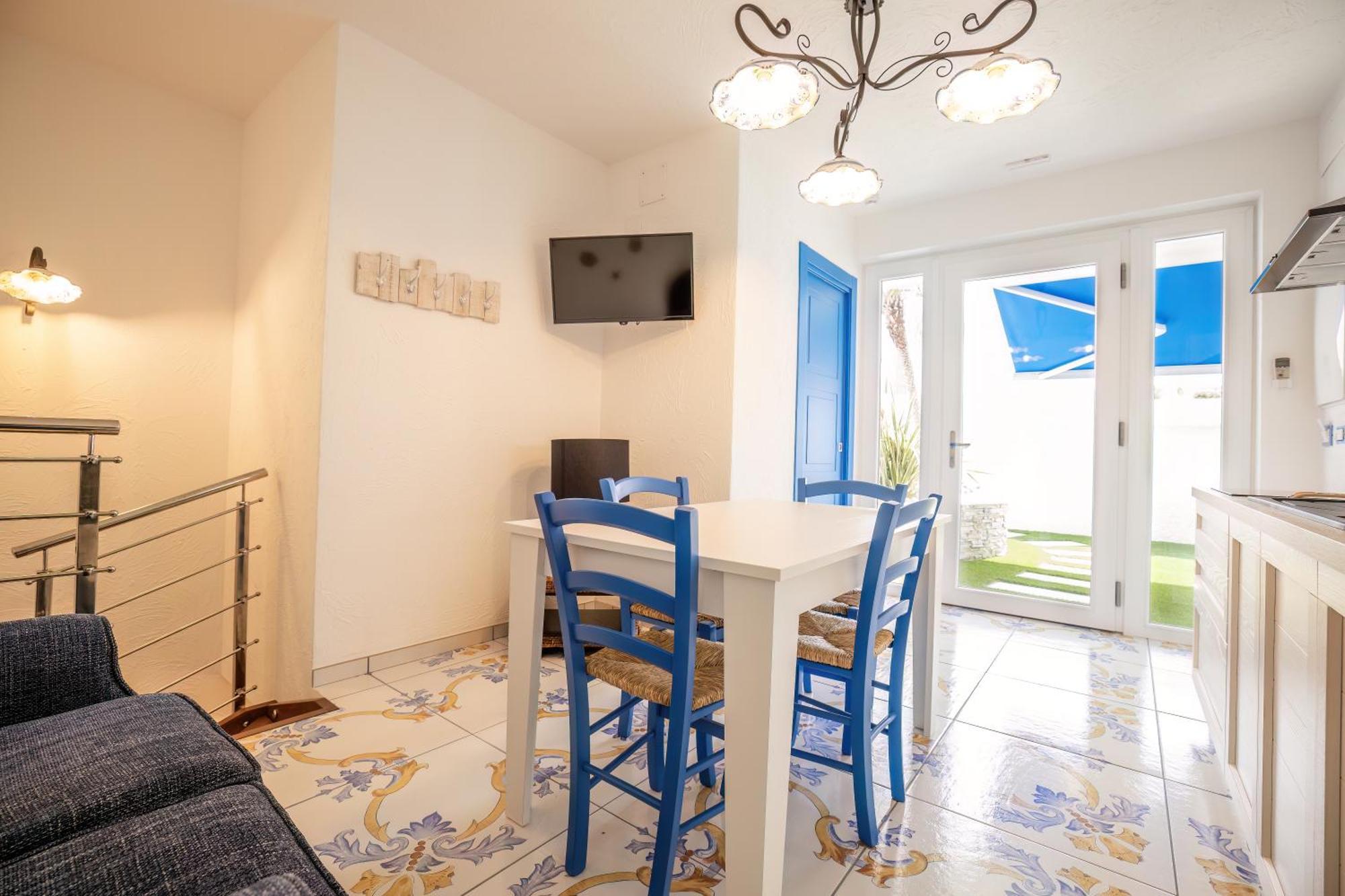 Etoiles Apartment *