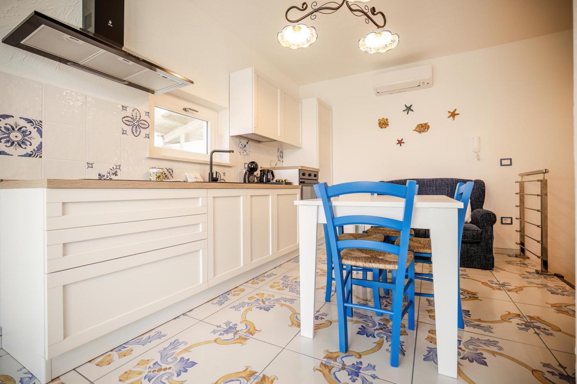 Etoiles Apartment *